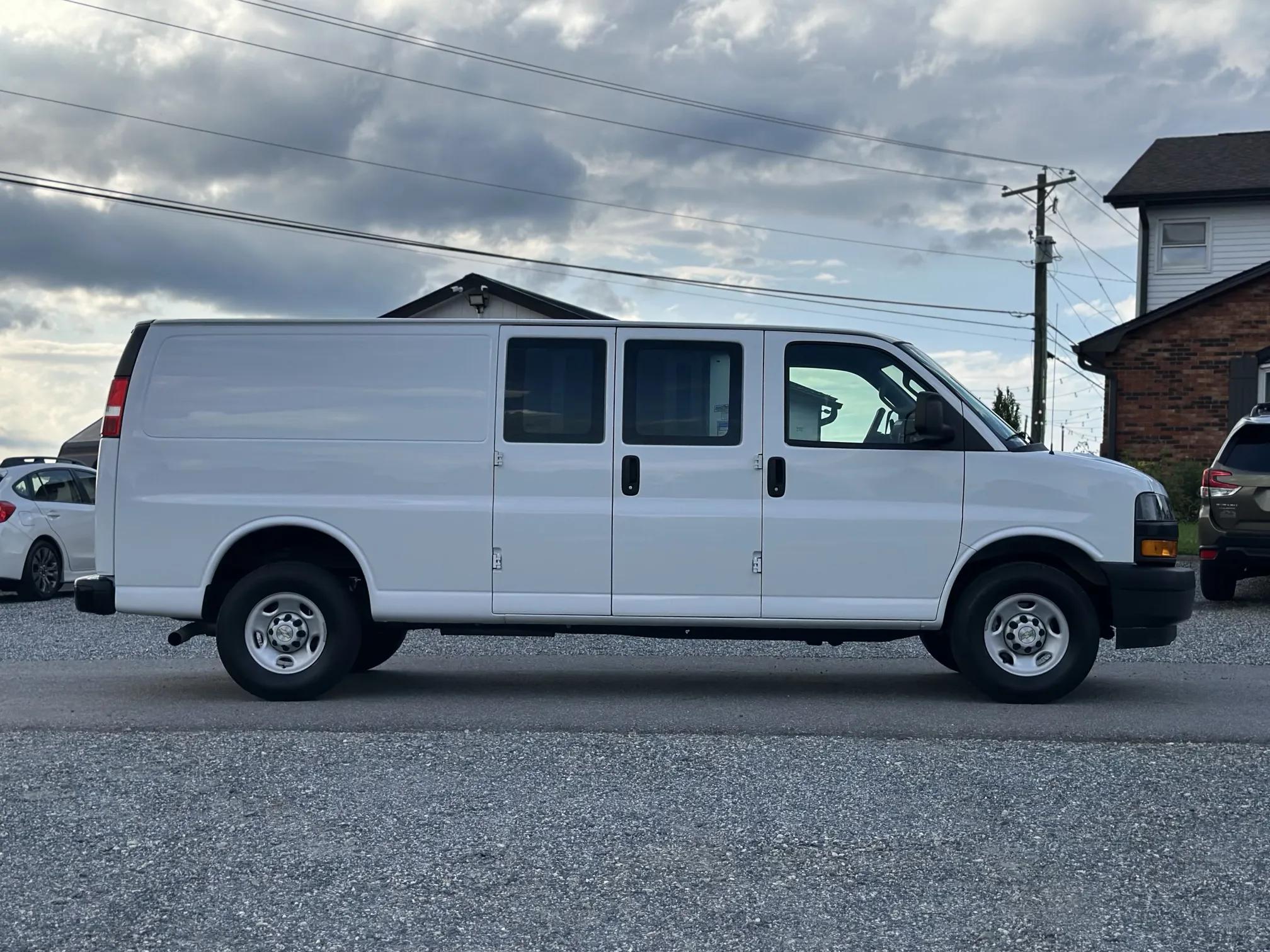 chevrolet express cargo 2024 1GCWGBFP5R1248774 image chevrolet express cargo 2024 1GCWGBFP5R1248774 image